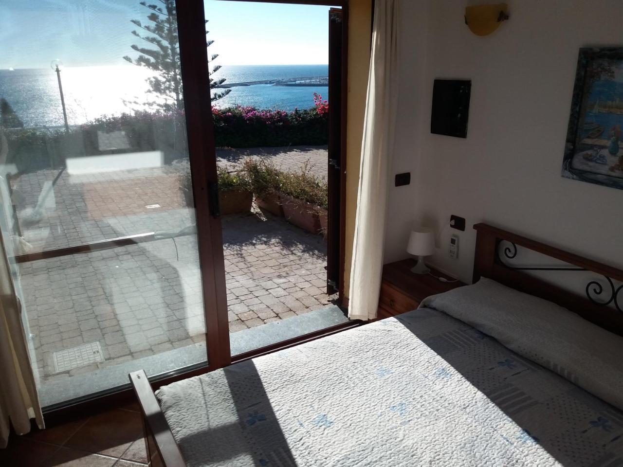 Villa Del Mare Ligure Terme & Spa Piscina A 37 Gradi Санто-Стефано-аль-Мар Экстерьер фото